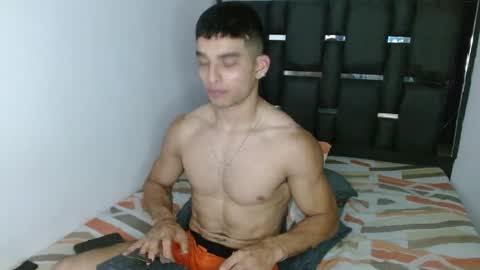 tomaz_18 online show from April 2026 08:10:02 PM