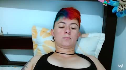 Snapshot of tomboyblue chatting on February 2025 06:05:02 PM Blue online show from February 2025 06:05:02 PM