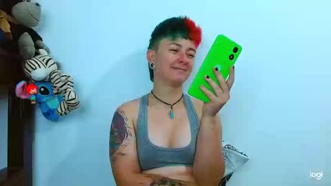 Snapshot of tomboyblue chatting on February 2025 02:55:02 PM Blue online show from February 2025 02:55:02 PM