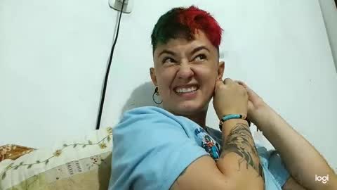 Snapshot of tomboyblue chatting on February 2025 01:46:02 AM Blue online show from February 2025 01:46:02 AM