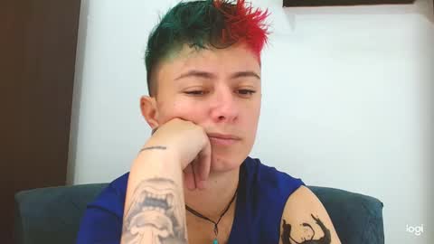 Snapshot of tomboyblue chatting on February 2025 06:09:02 PM Blue online show from February 2025 06:09:02 PM