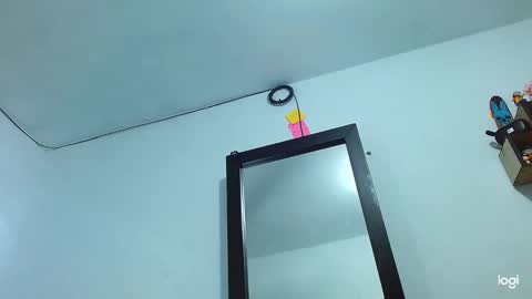 Snapshot of tomboyblue chatting on March 2025 10:43:01 PM Blue online show from March 2025 10:43:01 PM