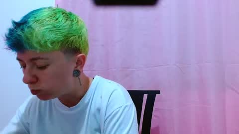 Snapshot of tomboyblue chatting on September 2025 01:40:02 AM Blue online show from September 2025 01:40:02 AM