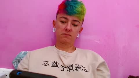 Snapshot of tomboyblue chatting on September 2025 02:42:02 PM Blue online show from September 2025 02:42:02 PM