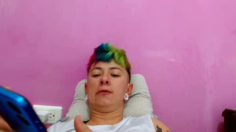 Snapshot of tomboyblue chatting on October 2025 04:05:02 PM Blue online show from October 2025 04:05:02 PM