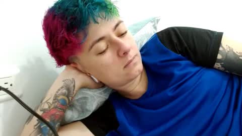 Snapshot of tomboyblue chatting on October 2025 05:25:01 PM Blue online show from October 2025 05:25:01 PM