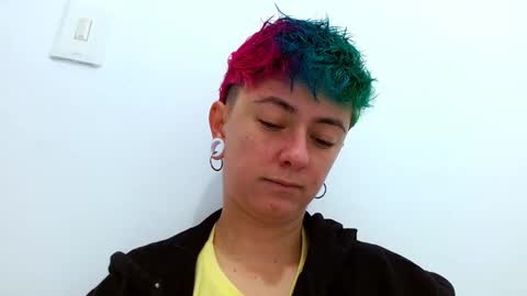 Snapshot of tomboyblue chatting on November 2025 01:00:02 PM Blue online show from November 2025 01:00:02 PM