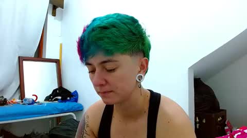 Snapshot of tomboyblue chatting on November 2025 04:34:01 AM Blue online show from November 2025 04:34:01 AM