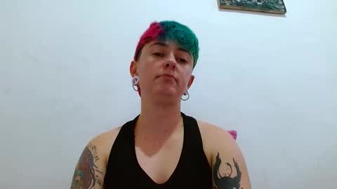 Snapshot of tomboyblue chatting on November 2025 08:44:01 PM Blue online show from November 2025 08:44:01 PM