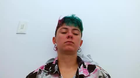 Snapshot of tomboyblue chatting on December 2025 04:22:01 PM Blue online show from December 2025 04:22:01 PM