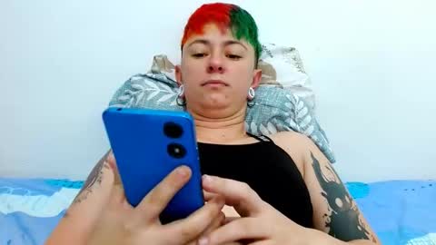 Snapshot of tomboyblue chatting on January 2026 12:43:01 PM Blue online show from January 2026 12:43:01 PM