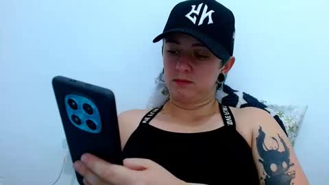 Snapshot of tomboyblue chatting on March 2026 11:32:02 PM Blue online show from March 2026 11:32:02 PM