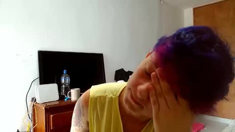 Snapshot of tomboyblue chatting on May 2026 05:40:02 PM Blue online show from May 2026 05:40:02 PM