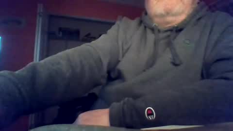 Snapshot of tomcat4848 chatting on March 2025 01:27:01 AM tomcat4848 online show from March 2025 01:27:01 AM