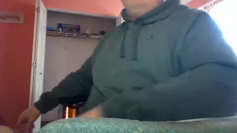 Snapshot of tomcat4848 chatting on October 2025 03:40:01 PM tomcat4848 online show from October 2025 03:40:01 PM