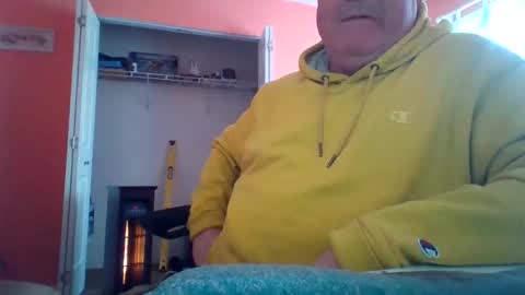 Snapshot of tomcat4848 chatting on December 2025 05:19:02 PM tomcat4848 online show from December 2025 05:19:02 PM