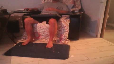 Snapshot of tomcatsawyer chatting on November 2025 12:42:01 AM sirmuggsalot online show from November 2025 12:42:01 AM