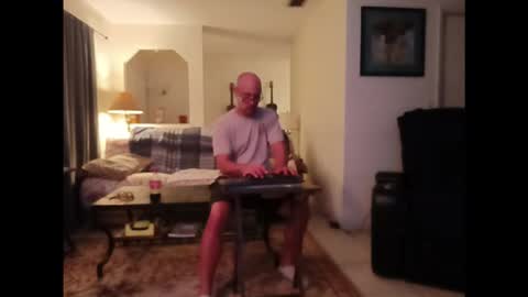 Snapshot of tomcatsawyer chatting on November 2025 07:10:01 AM sirmuggsalot online show from November 2025 07:10:01 AM