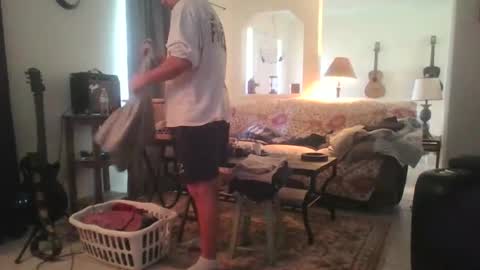 Snapshot of tomcatsawyer chatting on November 2025 06:12:01 PM sirmuggsalot online show from November 2025 06:12:01 PM