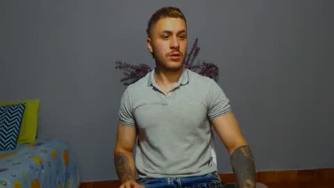 tomDavisXl online show from October 2025 09:59:02 PM