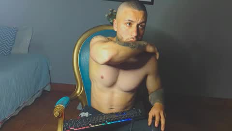 tomDavisXl online show from November 2025 12:13:01 AM