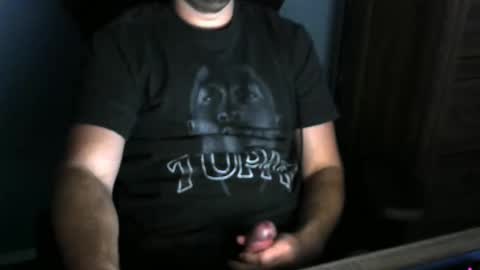 Snapshot of tomin3m chatting on October 2025 04:29:01 PM tomin3m online show from October 2025 04:29:01 PM