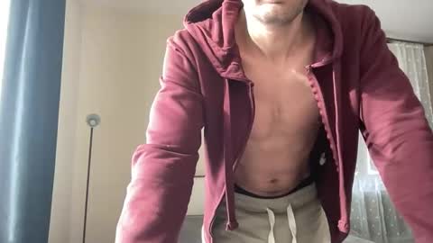 tommi77799 online show from February 2026 10:22:02 AM