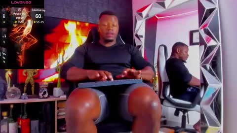 Snapshot of tommike388 chatting on March 2026 02:28:02 AM Tom Mike online show from March 2026 02:28:02 AM