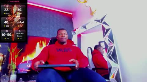 Snapshot of tommike388 chatting on March 2026 03:31:01 AM Tom Mike online show from March 2026 03:31:01 AM