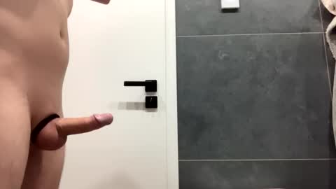 Tomm Keen online show from February 2025 06:04:01 AM