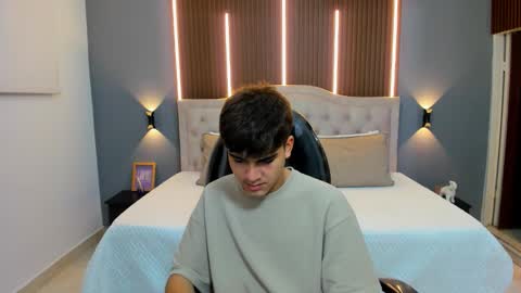 Tommy  online show from November 2025 03:38:02 AM