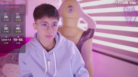 Snapshot of tommy_blue1 chatting on February 2026 12:23:01 PM Blue online show from February 2026 12:23:01 PM