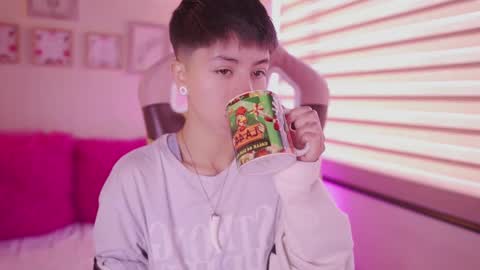 Snapshot of tommy_blue1 chatting on February 2026 01:00:01 PM Blue online show from February 2026 01:00:01 PM