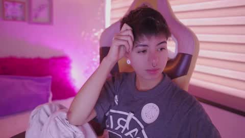 Snapshot of tommy_blue1 chatting on March 2026 03:26:01 PM Blue online show from March 2026 03:26:01 PM