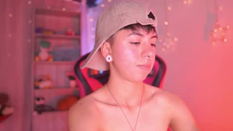 Snapshot of tommy_blue1 chatting on March 2026 02:27:02 AM Blue online show from March 2026 02:27:02 AM