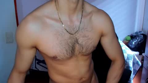 Twitter BreddTommy IG tommy bredd online show from October 2025 06:05:01 PM