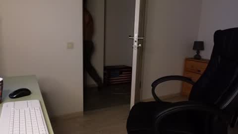  tommy burnzzz  online show from December 2024 06:14:01 AM