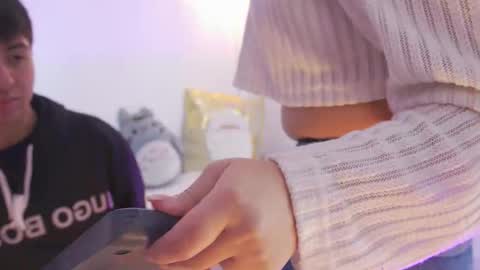 Snapshot of tommy_buttercup chatting on December 2025 01:50:02 PM Tommy y butter online show from December 2025 01:50:02 PM