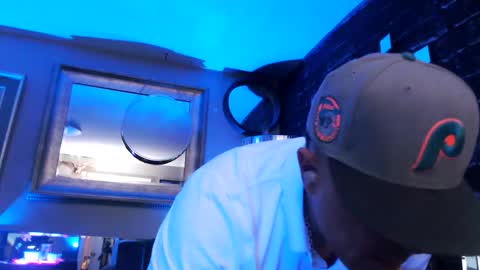 Snapshot of tommy_knuckles chatting on March 2026 09:36:01 AM Tommy online show from March 2026 09:36:01 AM