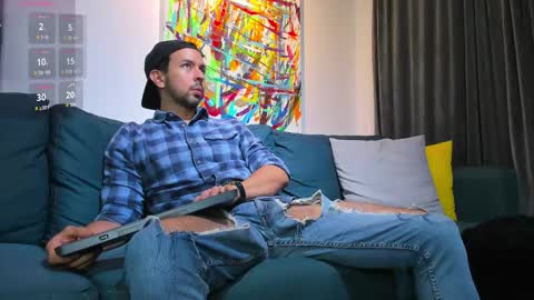 tommy_raym0ndg online show from October 2025 11:46:02 PM