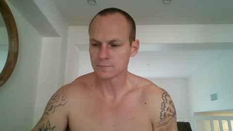 Snapshot of tommygunsfit chatting on January 2025 05:09:02 PM tommygunsfit online show from January 2025 05:09:02 PM