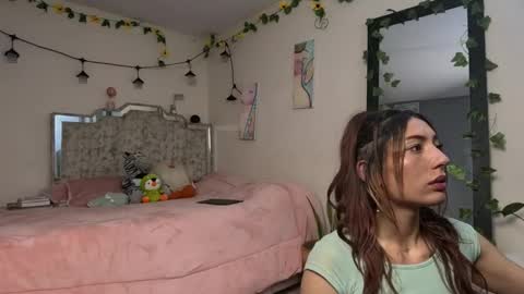 leyla  online show from January 2026 09:25:01 AM