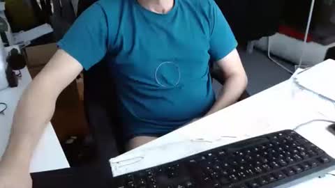 Tom online show from February 2026 11:22:01 AM