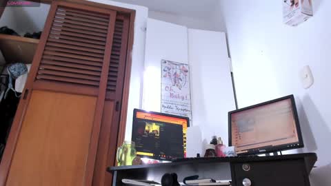 lady blue online show from January 2025 01:16:02 AM