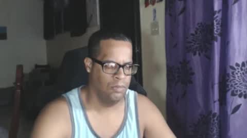 Snapshot of toni2814 chatting on November 2025 03:04:01 AM Antonio online show from November 2025 03:04:01 AM