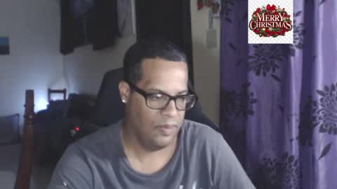 Snapshot of toni2814 chatting on November 2025 02:22:01 AM Antonio online show from November 2025 02:22:01 AM