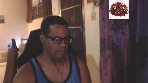 Snapshot of toni2814 chatting on December 2025 02:05:02 AM Antonio online show from December 2025 02:05:02 AM