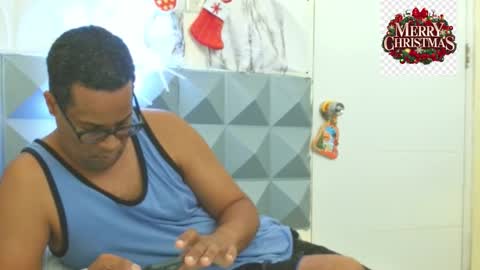 Snapshot of toni2814 chatting on December 2025 02:11:01 PM Antonio online show from December 2025 02:11:01 PM