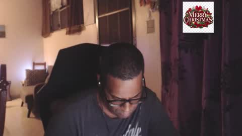 Snapshot of toni2814 chatting on December 2025 02:28:02 AM Antonio online show from December 2025 02:28:02 AM