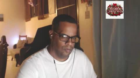 Snapshot of toni2814 chatting on December 2025 02:09:02 AM Antonio online show from December 2025 02:09:02 AM